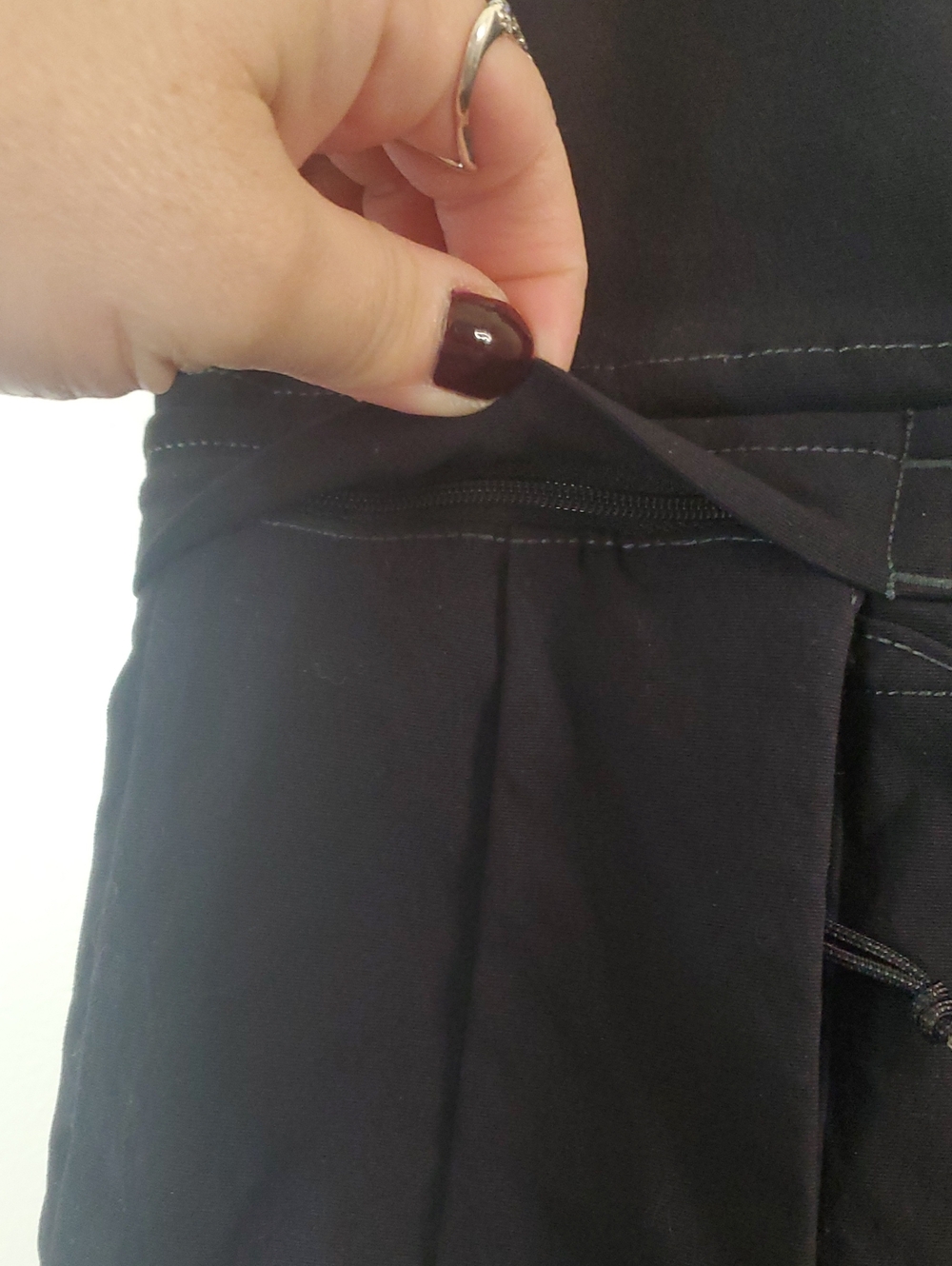 Nike ACG Smith Summit Cargo Pants Size XS Black Water-Resistant Outdoor Perform - Picture 3 of 15